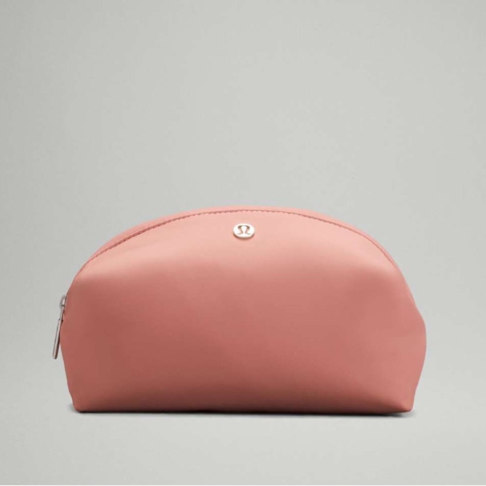 🍋 Lululemon Feeling Ready Pouch
